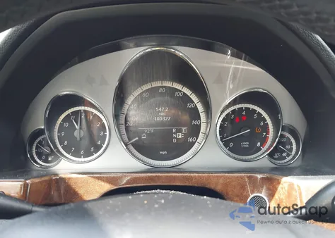 2011 Mercedes-Benz E 350 4Matic z USA, uszkodzony, nr VIN WDDHF8HB8BA351957